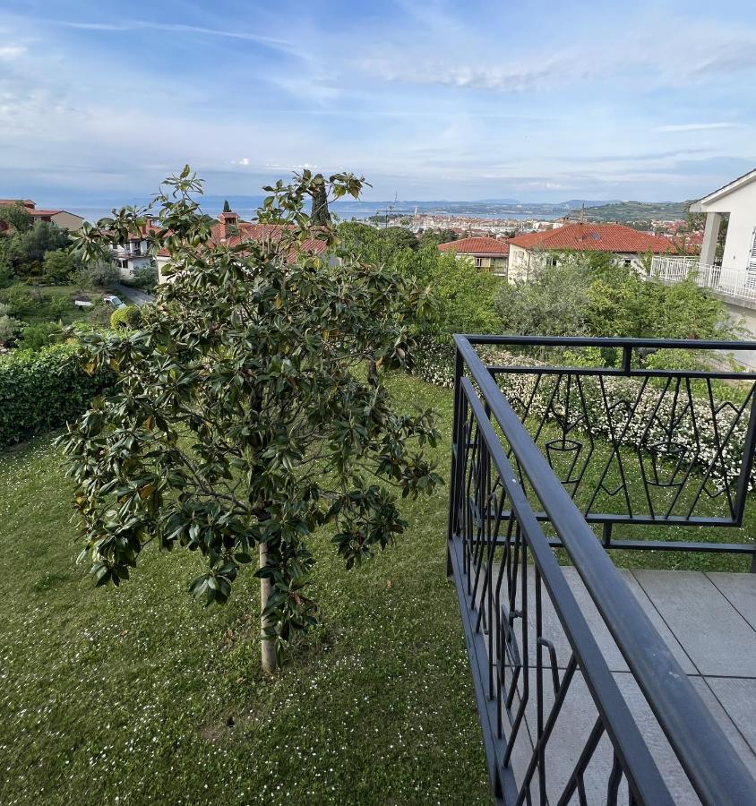 איזולה Magnolia Apartments מראה חיצוני תמונה