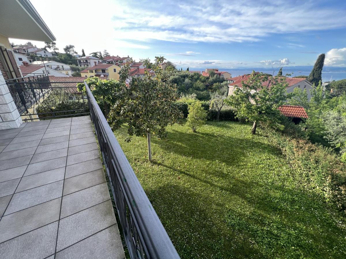 איזולה Magnolia Apartments מראה חיצוני תמונה
