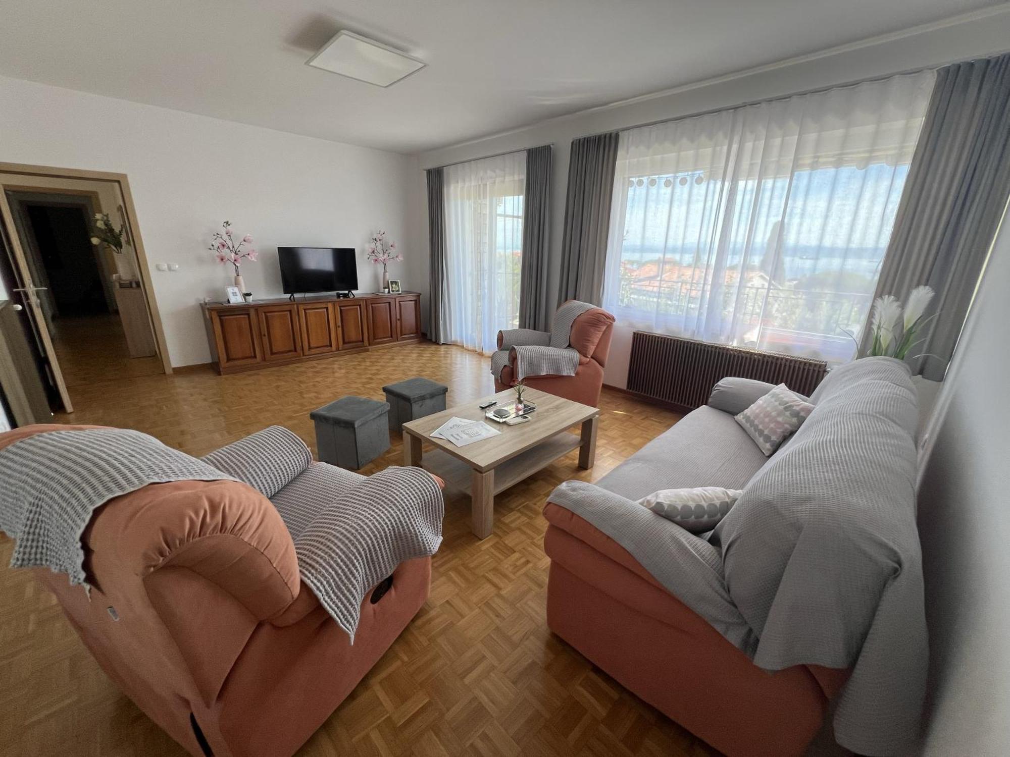 איזולה Magnolia Apartments מראה חיצוני תמונה